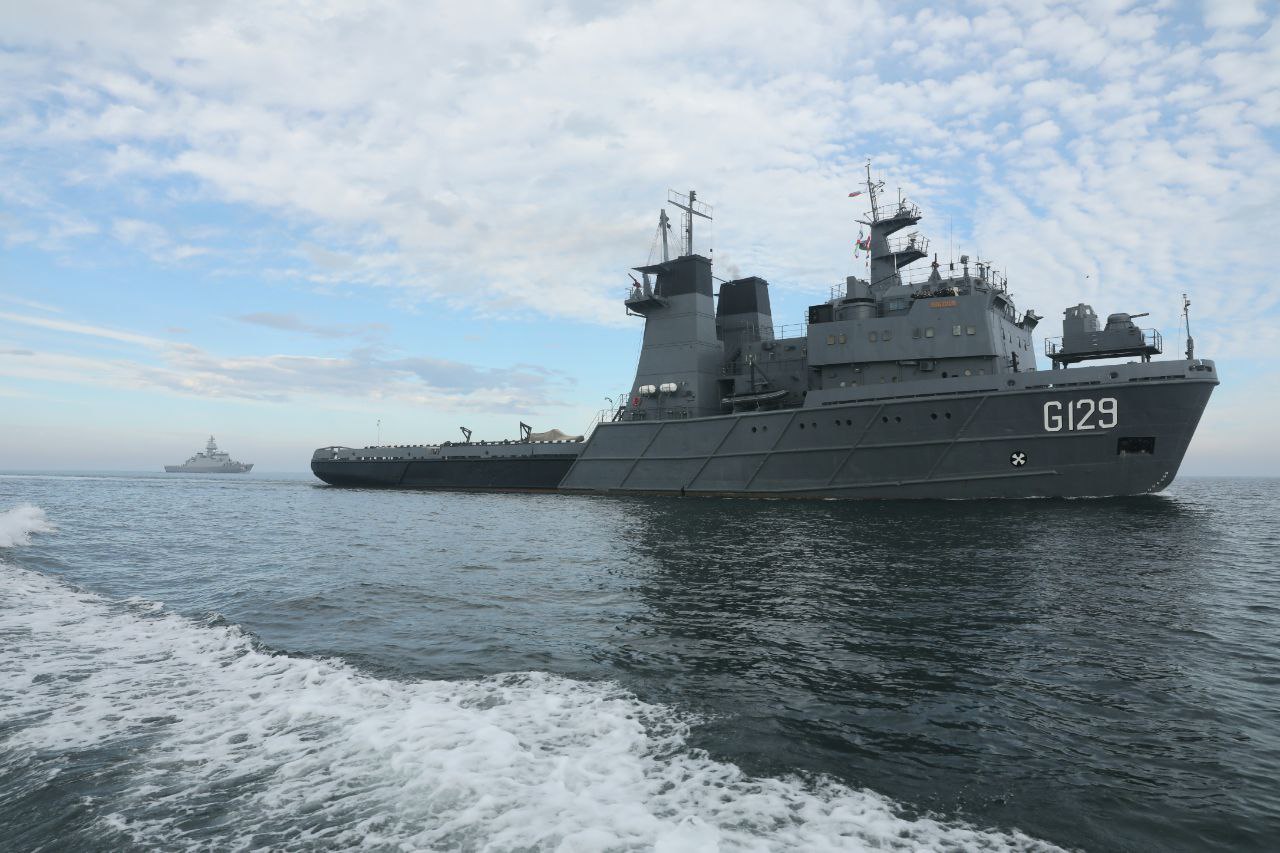 ورود شناورهای جمهوری آذربایجان به آبهای ایران +عکس