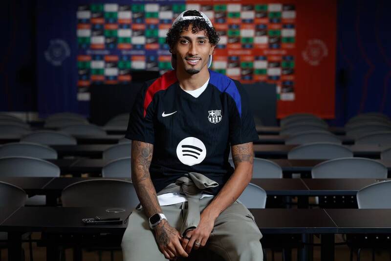 رافینیا؛ از گدایی در خیابانهای برزیل تا ستارهای در بارسلونا