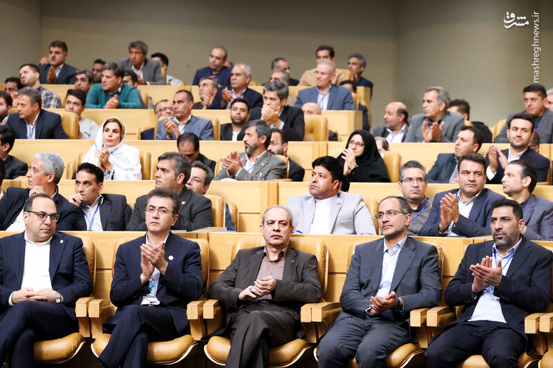 عکس/ حضور پزشکیان در مراسم گرامیداشت مقام پرستار