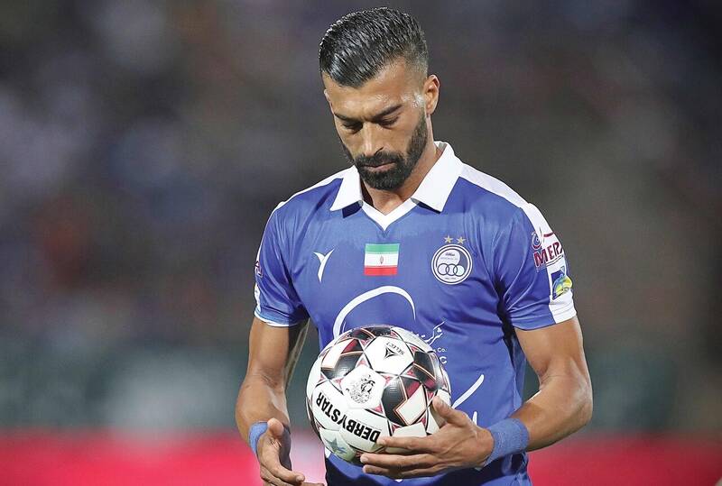 خدا کند موسیمانه استقلال را سکوی پرتابش بداند/ پورشه سواران استقلال دیگر انگیزه ندارند/ به نکونام گفتم استقلال به درد تو نمیخورد؛ نیا!