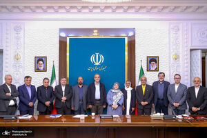 توبه بانکهای ایرانی از بانک بودن!/ قیمتهای دلبخواه در ۹۵ درصد بازار