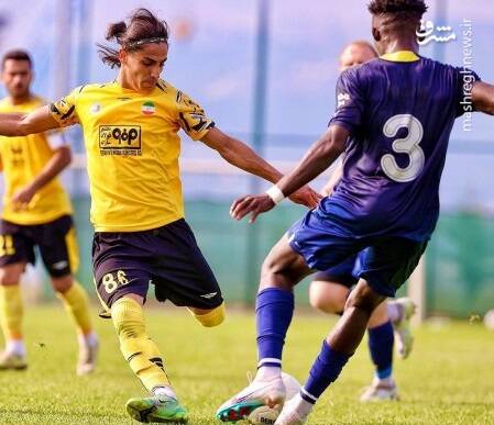 مجبوریم از کادر فنی ایراد بگیریم/ مدافع جوان با حضور ۲۰ دقیقهای پخته نمیشود/ بیرانوند هم به پشتوانه جوان نیاز دارد