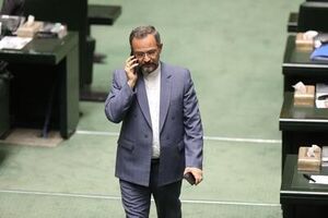 اصرار دشمنان پزشکیان بر خاکسپاری وفاق/ این خودروهای گرانِ بیکیفیت!