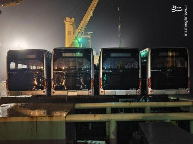 اتوبوسهای چینی در راه تهران +عکس