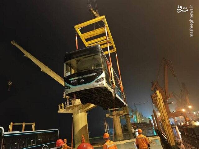 اتوبوسهای چینی در راه تهران +عکس