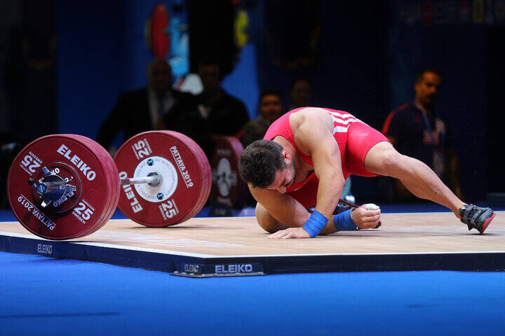 برای کیانوش؛ قهرمانانه حاشیهها را جمع کن