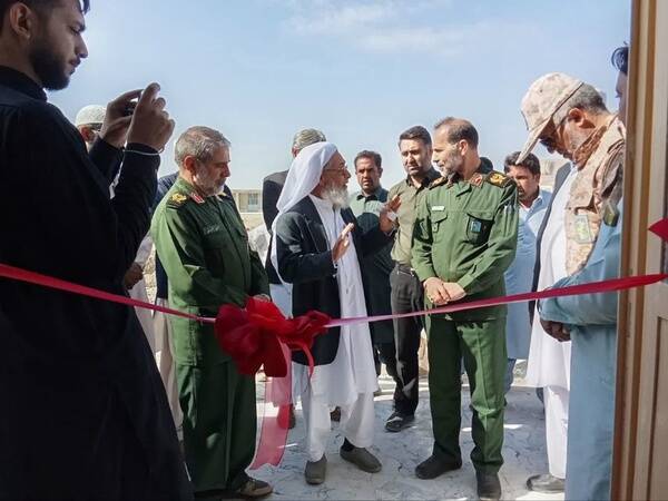 افتتاح ۴ طرح محرومیتزدایی نیروی زمینی سپاه در جنوب شرق +عکس