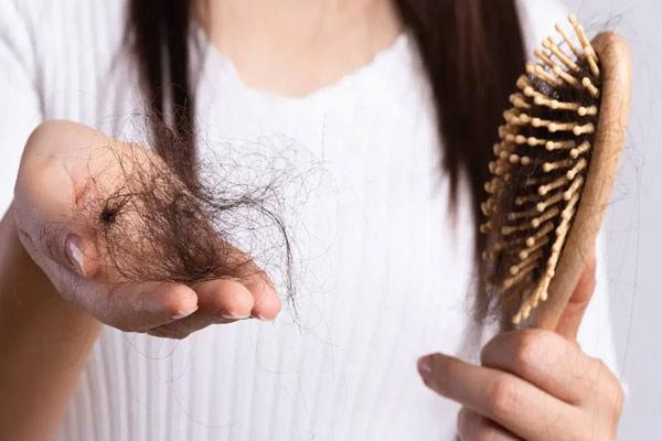 عوارض کمبود آهن در بدن زنان چیست؟