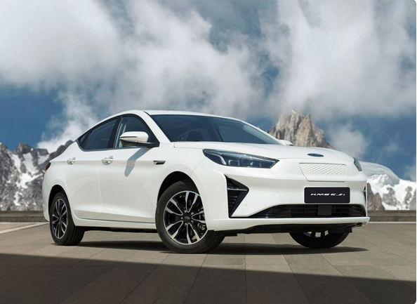 بهزودی، عرضه تیپ جدید خودروی برقی کرمان موتور