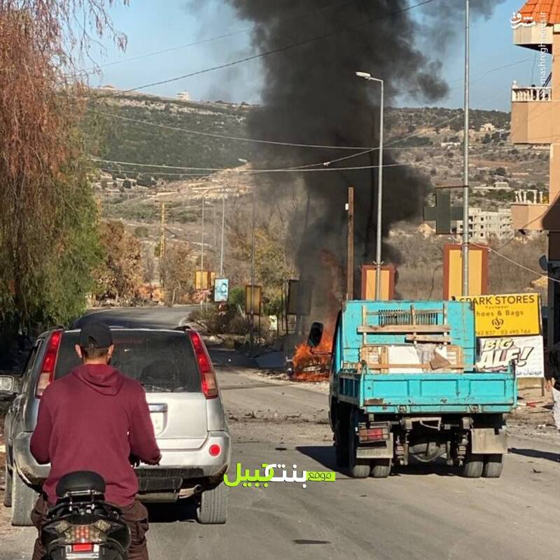 عکس/ حمله پهپادی رژیم صهیونیستی به یک خودرو در جنوب لبنان