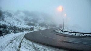 بارش برف و باران در 6 محور مواصلاتی کشور