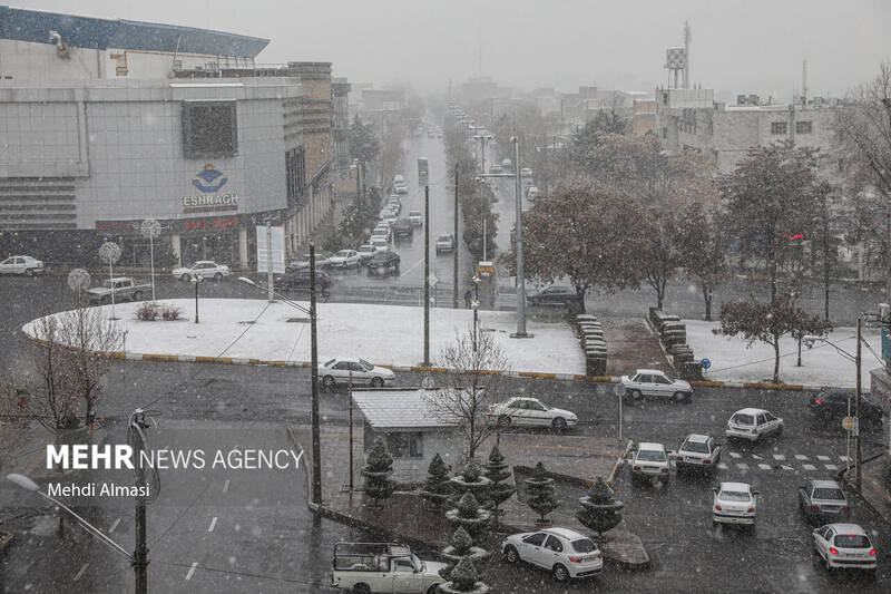 بارش برف پاییزی در زنجان