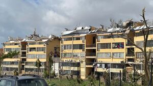 احتمال کشته شدن هزاران نفر به دنبال طوفان بیسابقه در یک جزیره فرانسوی