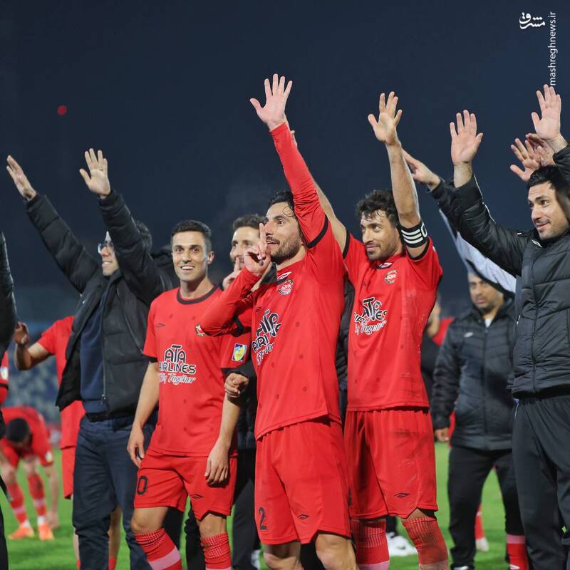 ۳ بازیکن تعیین کننده؛ حسرت سرخابیها نسبت به تراکتور/ فقر آزاردهنده «مهاجم گلزن» برای پرسپولیس و استقلال +جدول