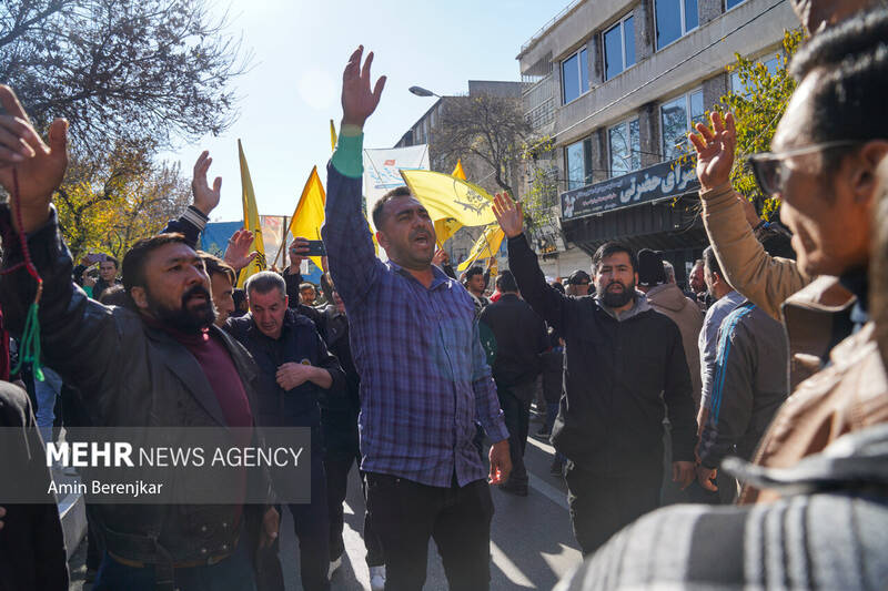 تشییع و خاکسپاری پیکر شهید مدافع حرم تیپ فاطمیون، شهید «میرمحمد احمدی» در شیراز