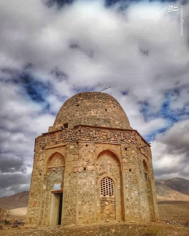 بقعه چهل دختران و شیخ جنید در روستای تاریخی توران پشت