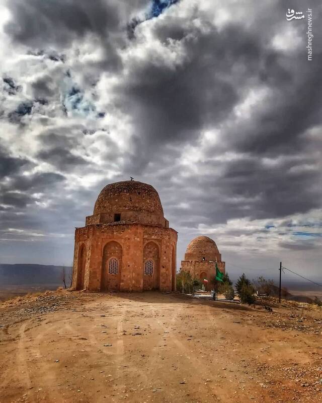 بقعه چهل دختران و شیخ جنید در روستای تاریخی توران پشت