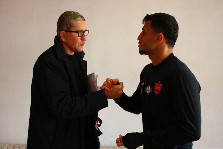 خداحافظی گاریدو با پرسپولیسیها در محل تمرین