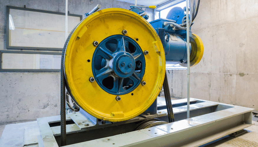 چرا نگهداری مناسب موتور آسانسور باعث افزایش طول عمر آن میشود؟