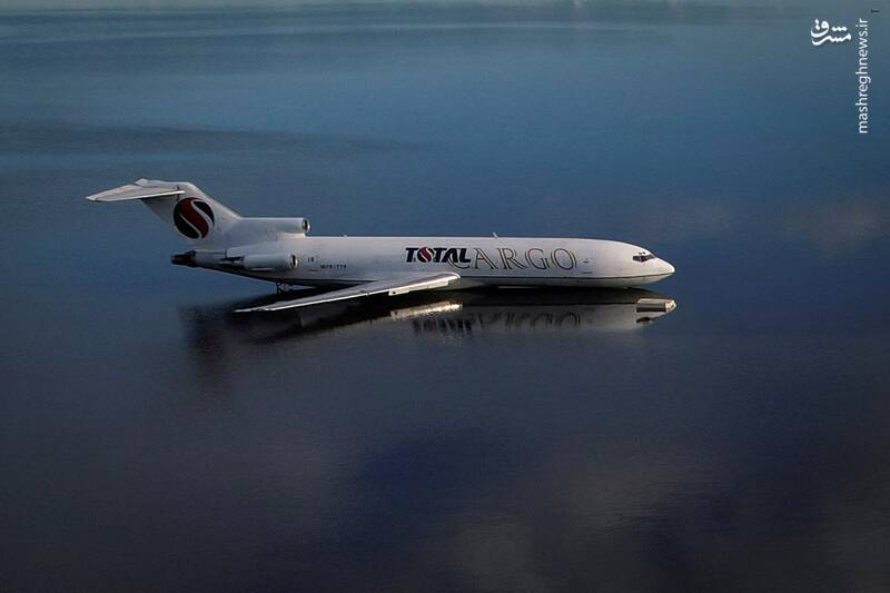 نمایی از هواپیما در باند سیل زده فرودگاه ریو گرند  - برزیل نمایی از هواپیما در باند سیل زده فرودگاه ریو گرند  - برزیل