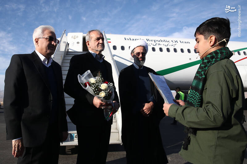 عکس/ ورود پزشکیان به استان خراسان شمالی