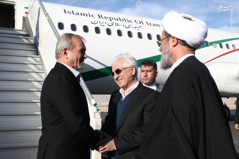 عکس/ ورود پزشکیان به استان خراسان شمالی