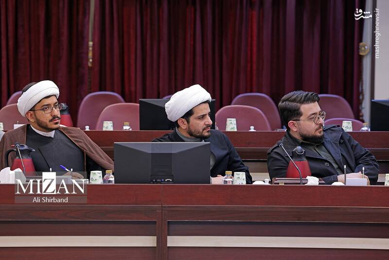 عکس/ نشست هماندیشی رئیس قوه قضاییه با نخبگان حوزه و دانشگاه عکس/ نشست هماندیشی رئیس قوه قضاییه با نخبگان حوزه و دانشگاه