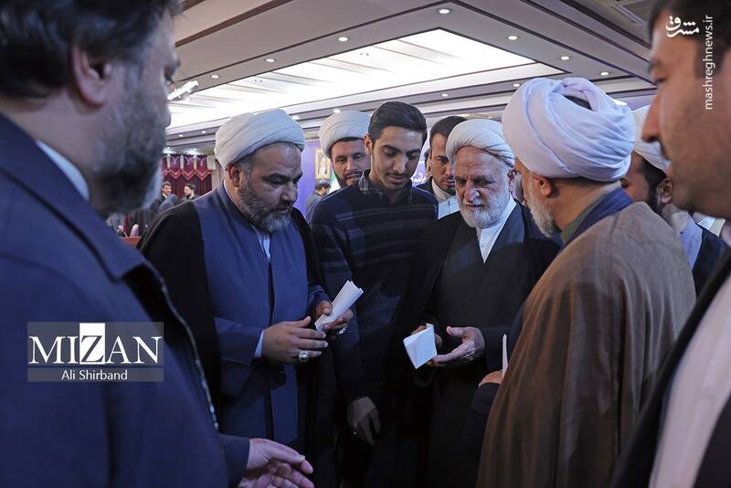 عکس/ نشست هماندیشی رئیس قوه قضاییه با نخبگان حوزه و دانشگاه عکس/ نشست هماندیشی رئیس قوه قضاییه با نخبگان حوزه و دانشگاه