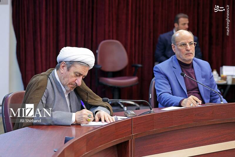 عکس/ نشست هماندیشی رئیس قوه قضاییه با نخبگان حوزه و دانشگاه عکس/ نشست هماندیشی رئیس قوه قضاییه با نخبگان حوزه و دانشگاه