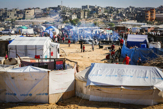 هاآرتص: ارتش اسرائیل مانند نازیها، غزه را به یک اردوگاه تبدیل کرده است