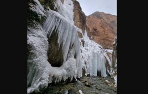 چهره زمستانی تنگه واشی در فیروزکوه