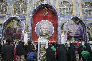 قاسمیون دور هم جمع شدند؛ اینجا شبیه جاده اربعین است + فیلم