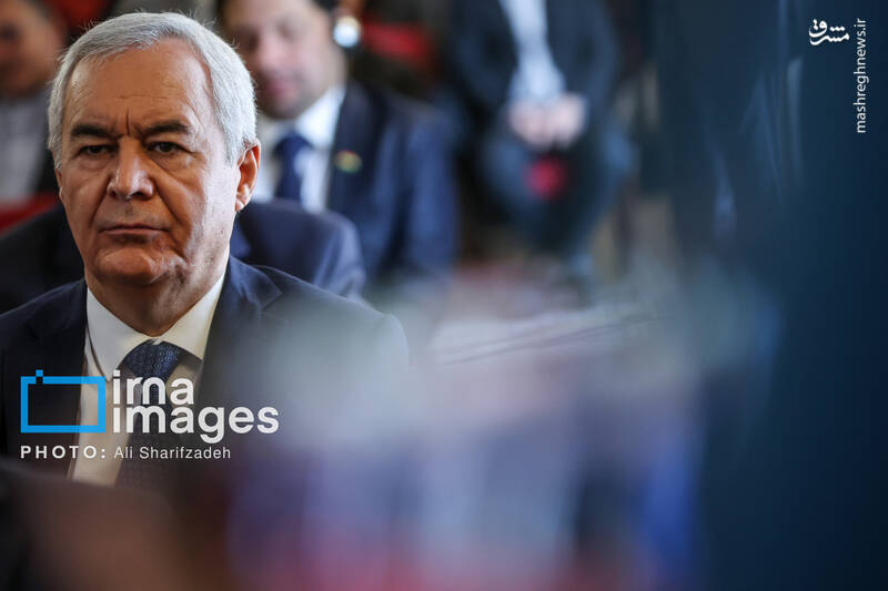 عکس / گرامیداشت شهدای ترور 18