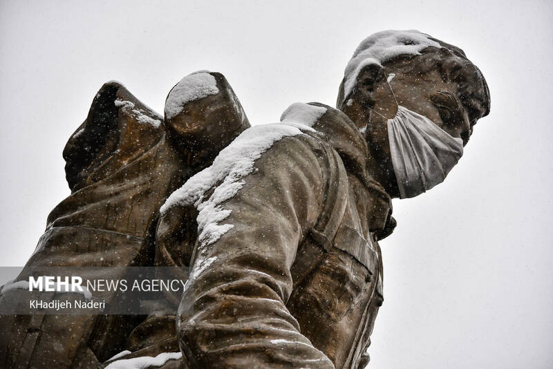 عکس/ اولین بارش برف زمستانی در اصفهان