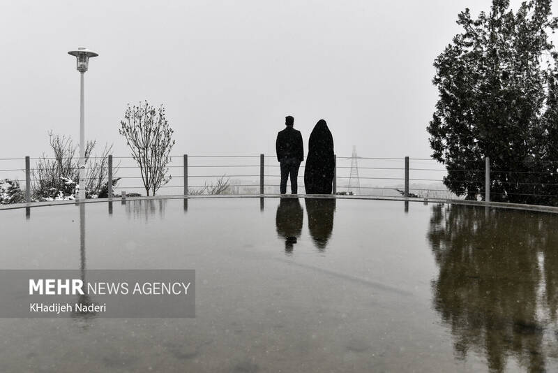عکس/ اولین بارش برف زمستانی در اصفهان