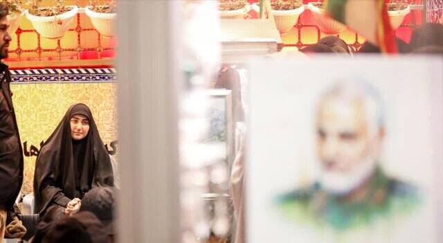 حضور خانواده سردار حاج قاسم سلیمانی در گلزار شهدای کرمان + عکس 2