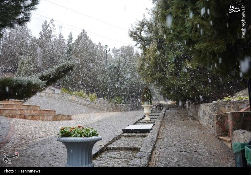 عکس/ نخستین برف زمستانی اصفهان
