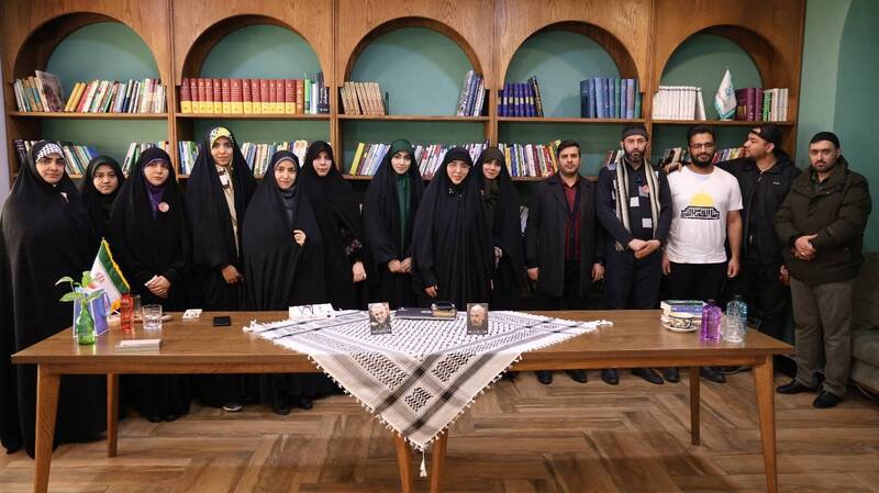 با این کتاب میفهمید تنها راه، مقاومت است