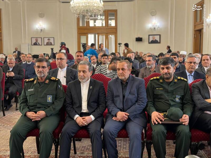 عکس / پنجمین سالگرد شهادت سردار سلیمانی در وزارت خارجه 4