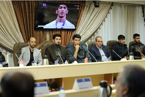 تجلیل از قهرمانان و مدالآوران المپیک ۲۰۲۴ توسط بانک صادرات ایران/ سیفی: نگاه بانک صادرات ایران به ورزش قهرمانی، سرمایهگذاری برای نسل آینده است