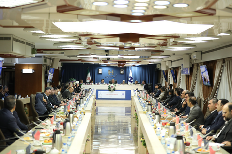 تجلیل از قهرمانان و مدالآوران المپیک ۲۰۲۴ توسط بانک صادرات ایران/ سیفی: نگاه بانک صادرات ایران به ورزش قهرمانی، سرمایهگذاری برای نسل آینده است