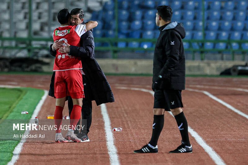 ۳ عامل مهم برای تأثیرگذاری کریم باقری در پرسپولیس