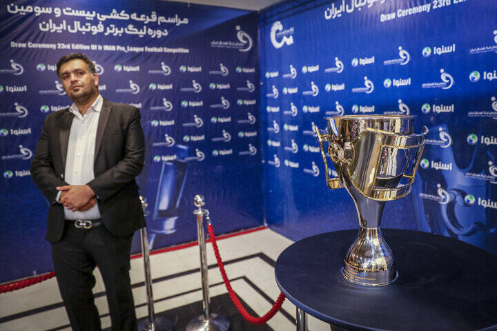 تعلیق شفافیت در فوتبال و نورافکنهایی که خاموش شد