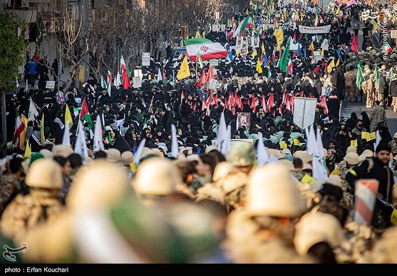رزمایش ۱۱۰ هزار نفری راهیان قدس تهران با حضور بسیجان + عکس - رزمایش ۱۱۰ هزار نفری راهیان قدس تهران با حضور بسیجان + عکس