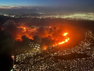 مردم آمریکا ببخشید که دولت نمی‌تونه کمک کند چون باید برای کودک کشی به اسرائیل برسد!