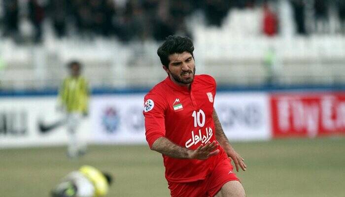 مذاکره تراکتور با انصاریفرد؛ کریم، سورپرایز زمستانی لیگ ایران؟