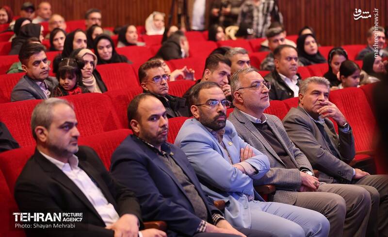 رونمایی از لباس جدید مددکاران اجتماعی +عکس