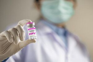 غربالگری یا تزریق واکسن HPV؟