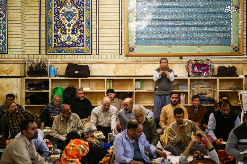 عکس / آیین اعتکاف منتظران در آستان مقدس مسجد جمکران 3