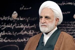 حضور رئیس قوه قضاییه در منازل شهیدان حججالاسلام رازینی و مقیسه/حجتالاسلام اژهای: این شهادتها سند افتخار دستگاه قضایی هستند